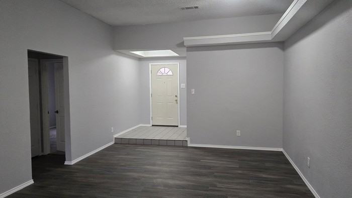 6909 Club Creek Dr - Photo 3 of 13