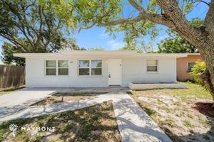featured image of 7216 Gulf Breeze Cir