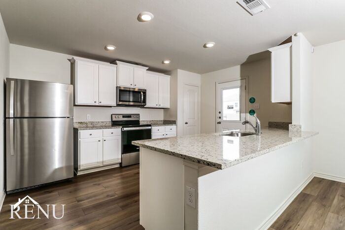 100 Stratton Ln - Photo 4 of 20