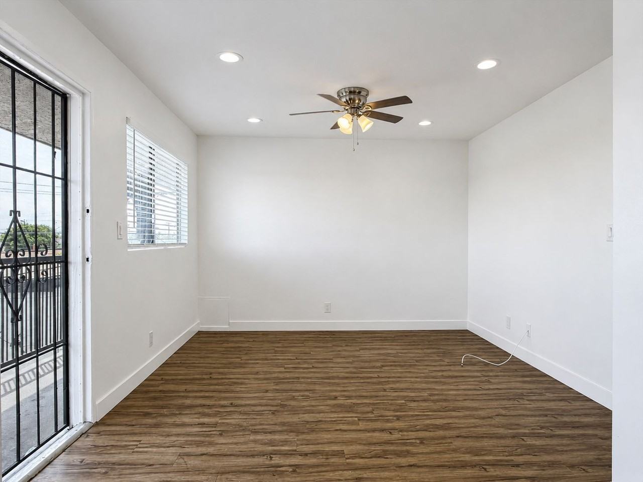 2226 Lewis Ave #5 - Photo 2 of 18