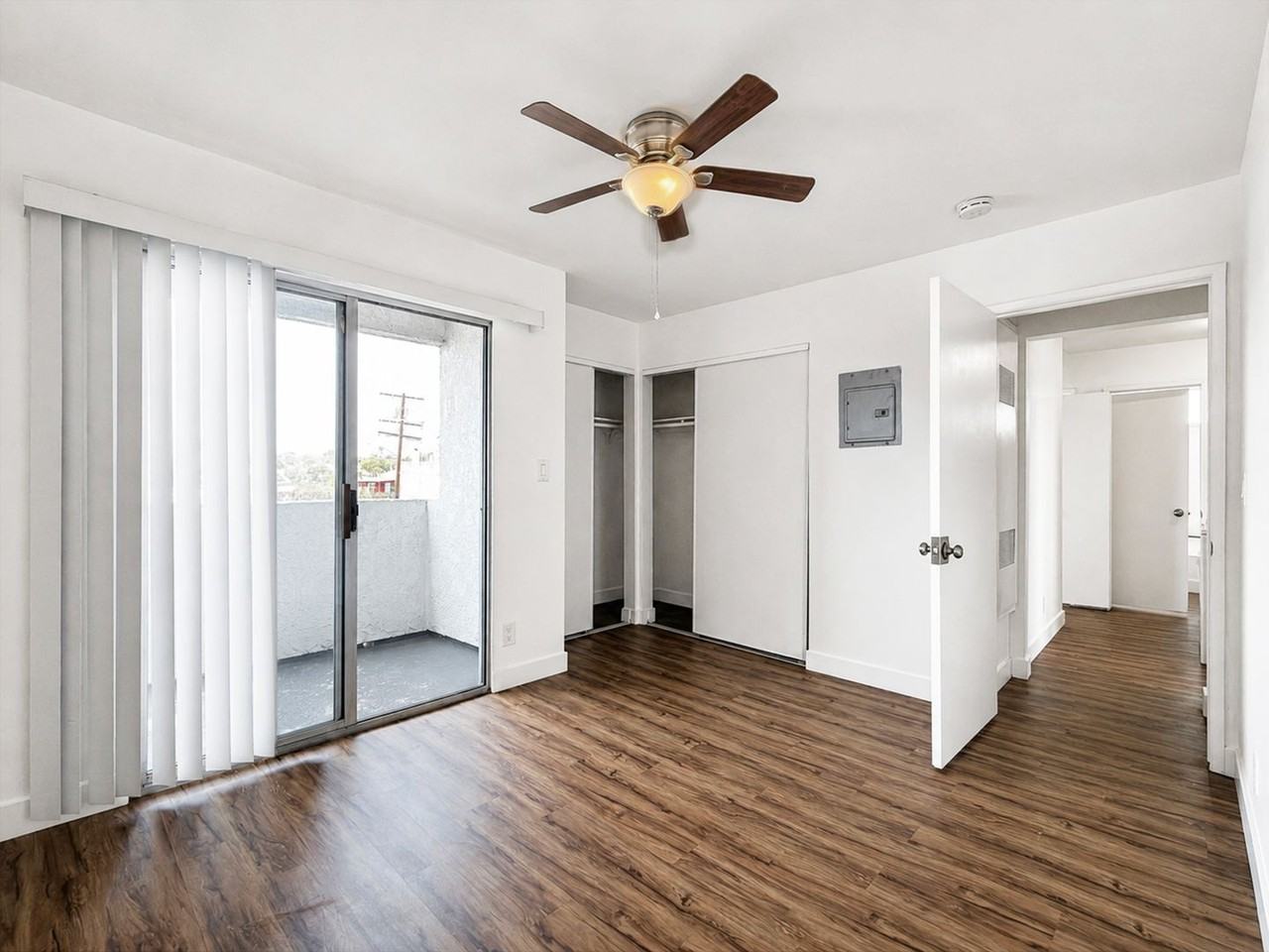 2226 Lewis Ave #5 - Photo 7 of 18