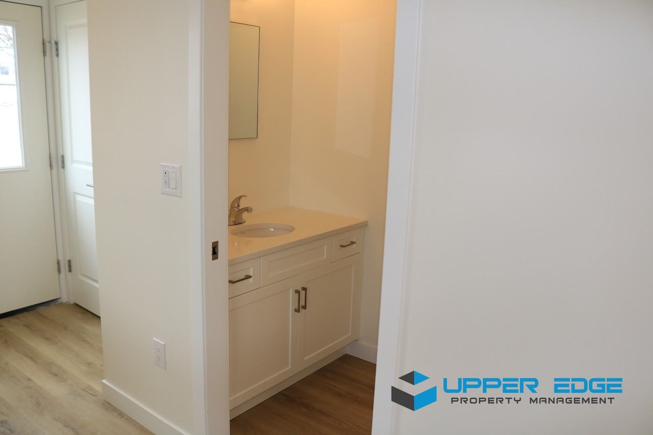 404 Lariviere Street - Photo 5 of 27