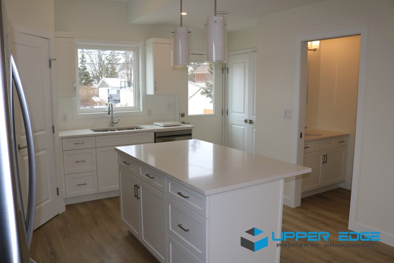 404 Lariviere Street - Photo 3 of 27
