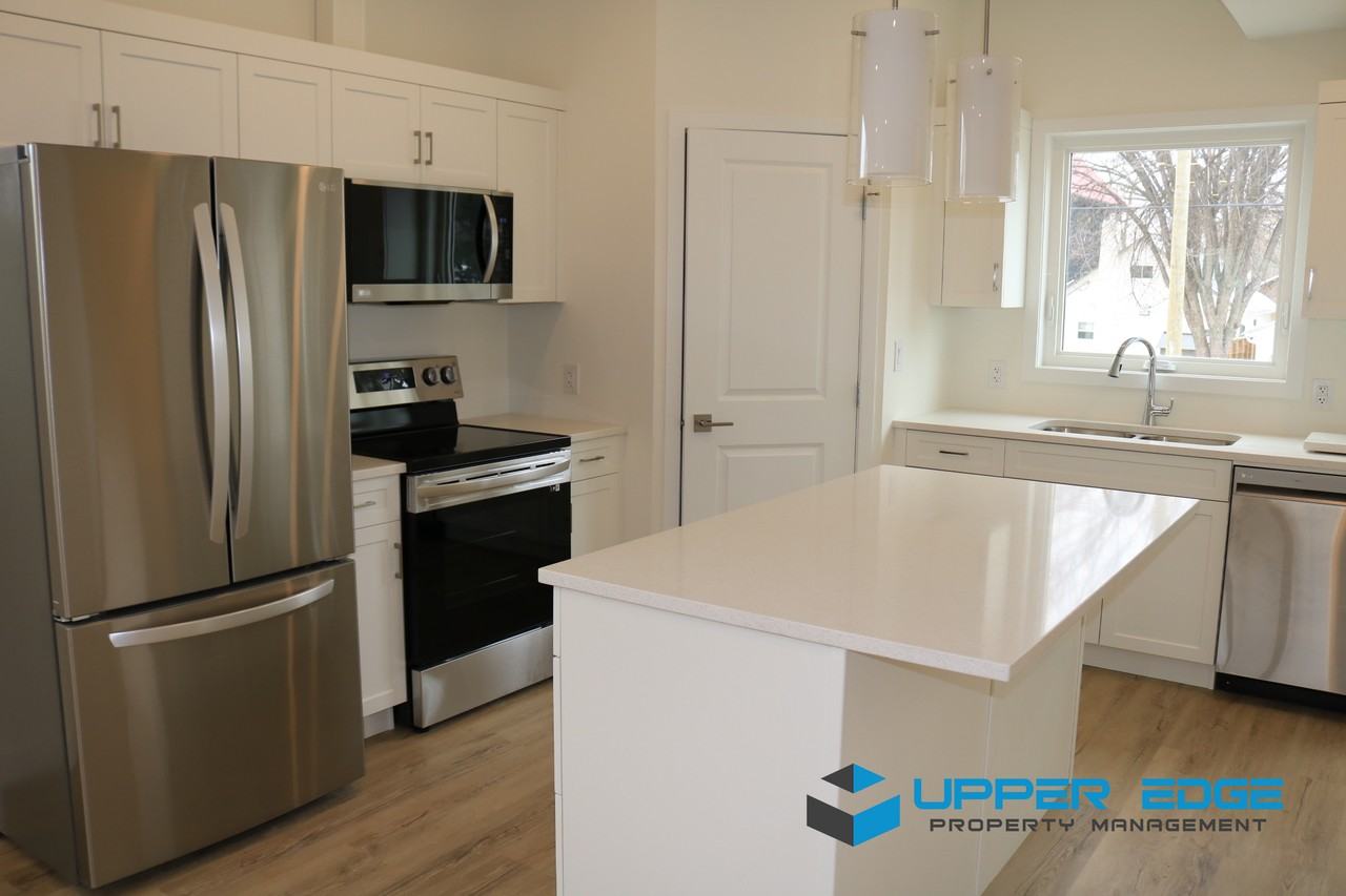 404 Lariviere Street - Photo 4 of 27
