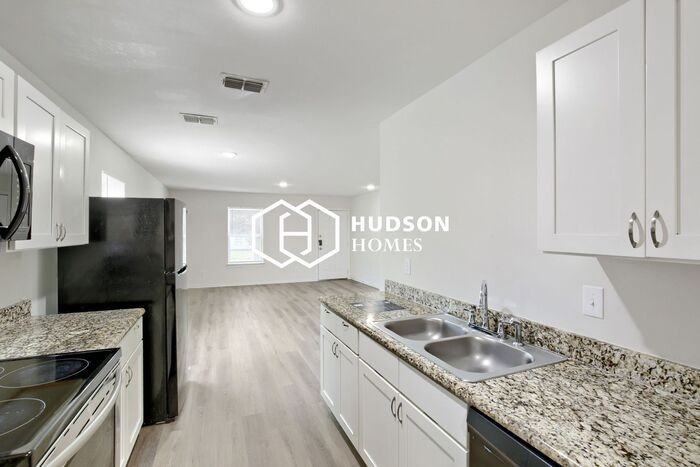 1109 E Birdsong St - Photo 6 of 14