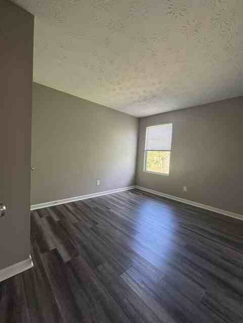 2180 Pine Valley Dr - Photo 2 of 16