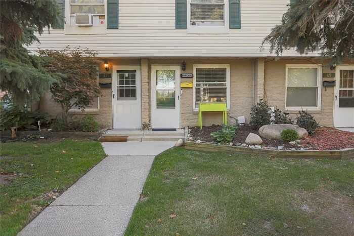 119 Floral Ave #0 - Photo 3 of 22