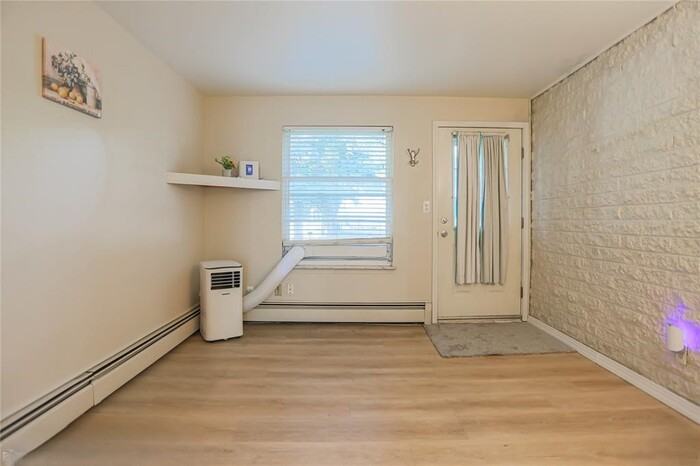119 Floral Ave #0 - Photo 7 of 22