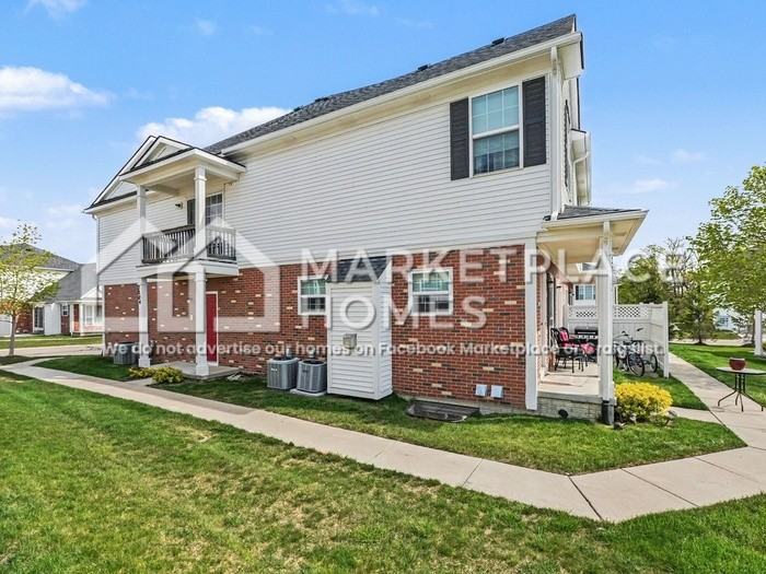 2804 Riversedge Dr - Photo 4 of 25