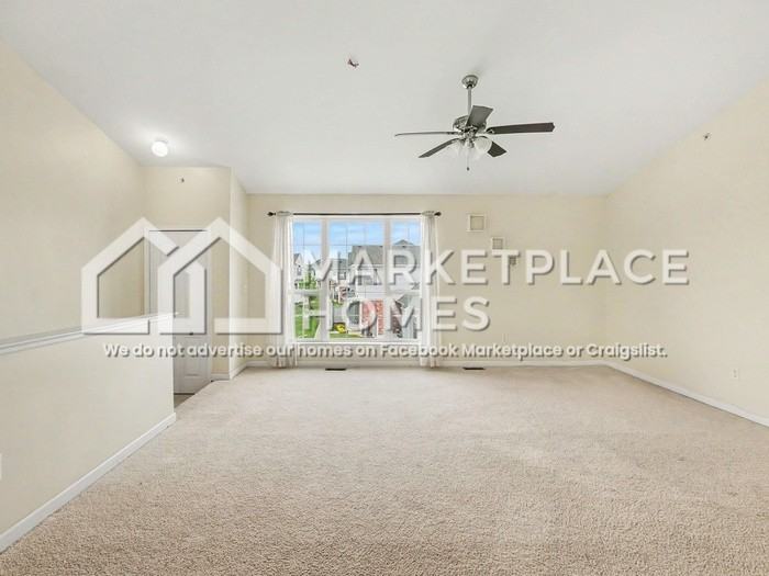 2804 Riversedge Dr - Photo 5 of 25