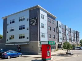 featured image of 1100 N Broadway