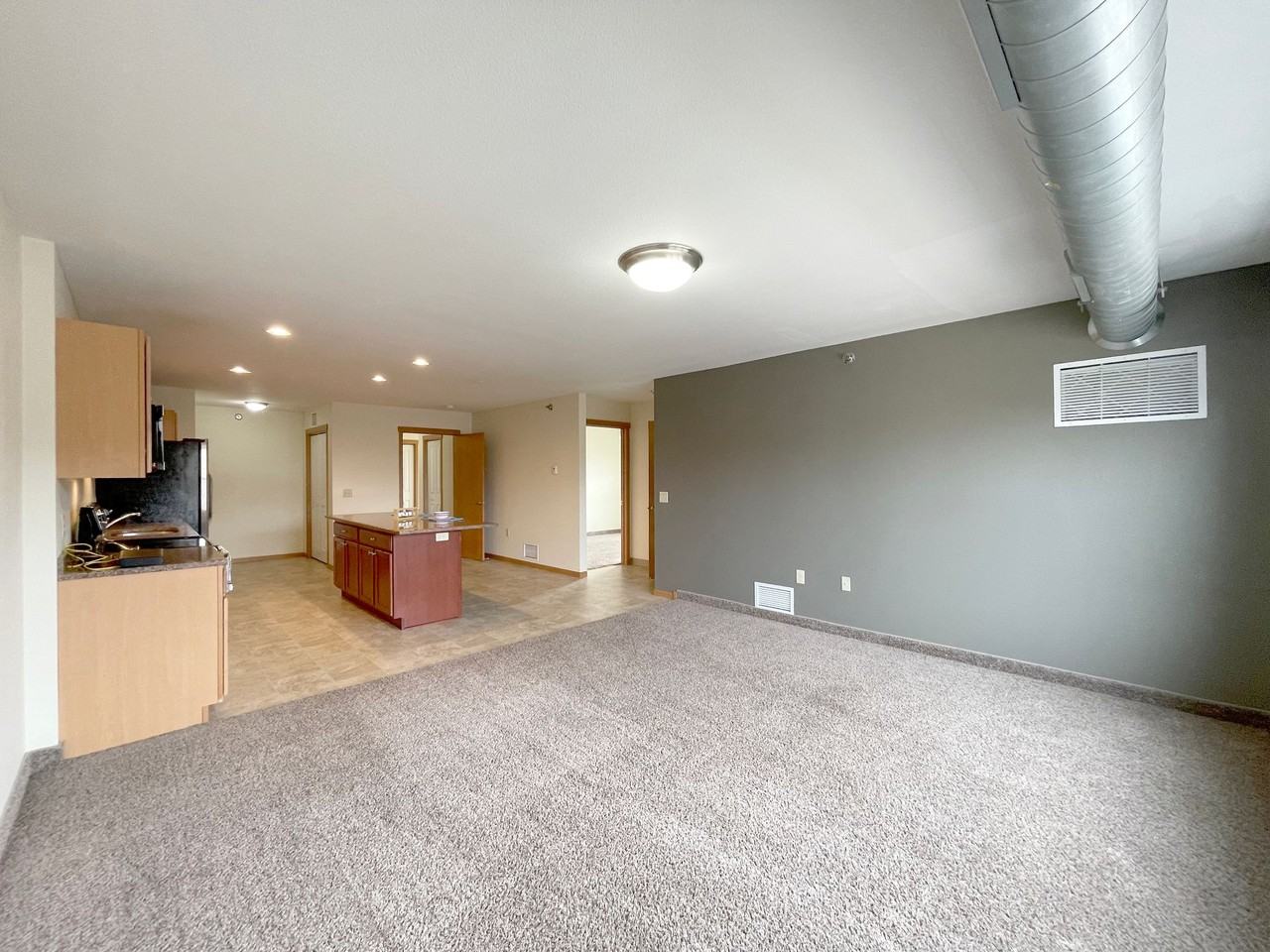 Beaver Ridge Apartments - Photo 4 of 8