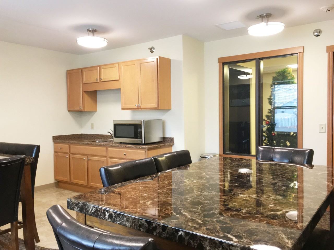 Beaver Ridge Apartments - Photo 6 of 8