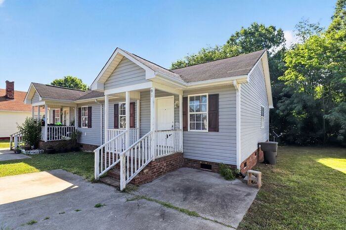 93 Sunderland Rd - Photo 3 of 31