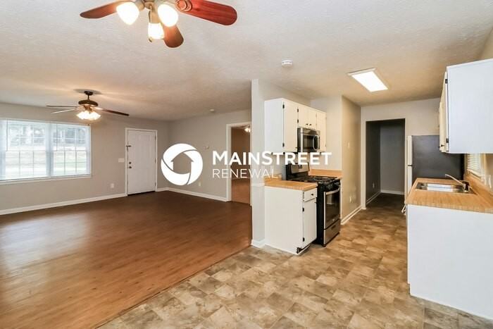 376 Dillon Dr - Photo 6 of 14