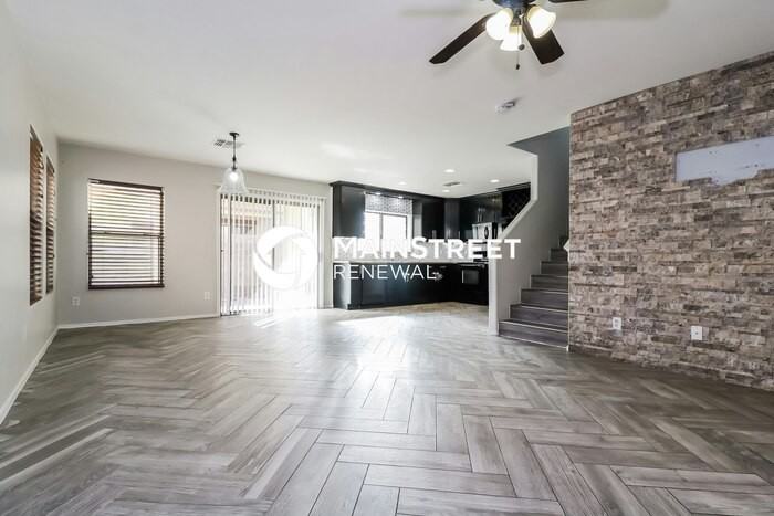 6415 W Fawn Dr - Photo 4 of 16