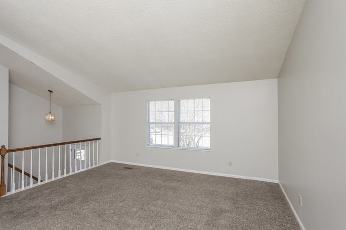 206 Valeworth Dr - Photo 2 of 10