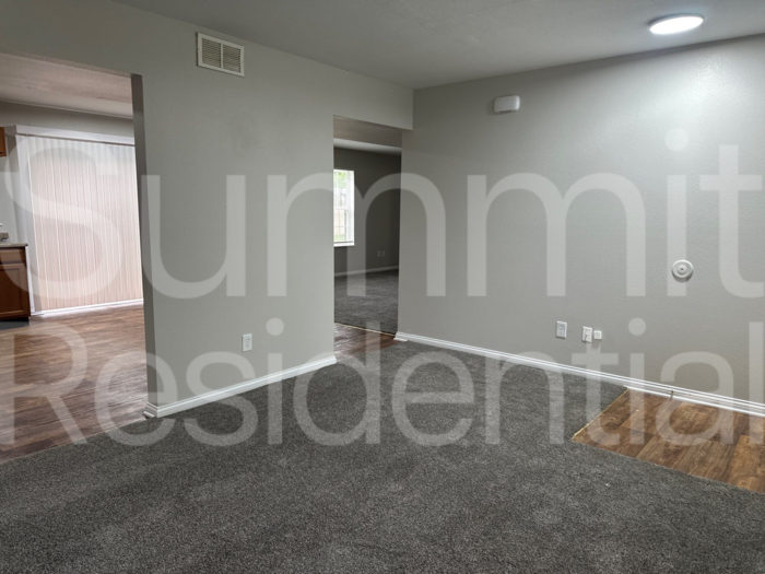 2360 Cade Ct - Photo 4 of 30