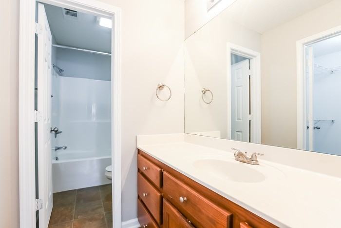 239 Timber Lake Dr - Photo 7 of 11
