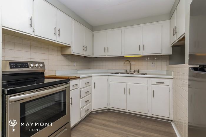 6621 Celestine St - Photo 4 of 11