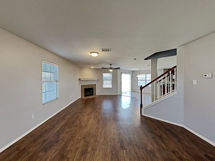 2101 Franks St - Photo 5 of 19