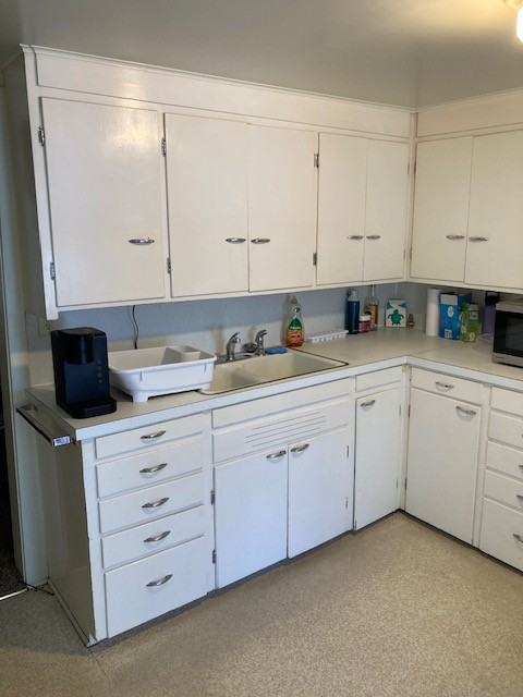 735 Bennett Ave #B - Photo 5 of 10