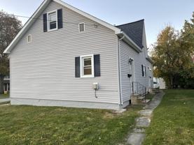 736 1/2 W Charles St #3 - Photo 1 of 1