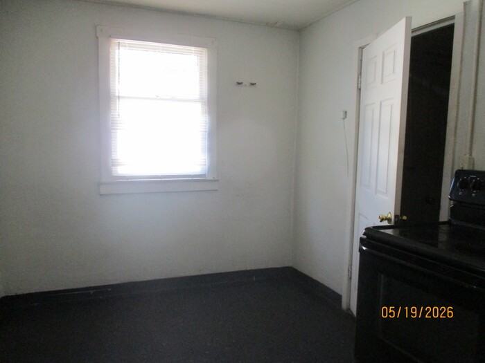 74 Young Ave Sw #74 - Photo 5 of 8