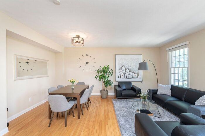 12940 Grenville St - Photo 6 of 32