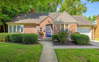 featured image of 6226 N Delaware St