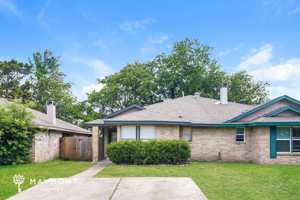 featured image of 22403 Tree House Ln