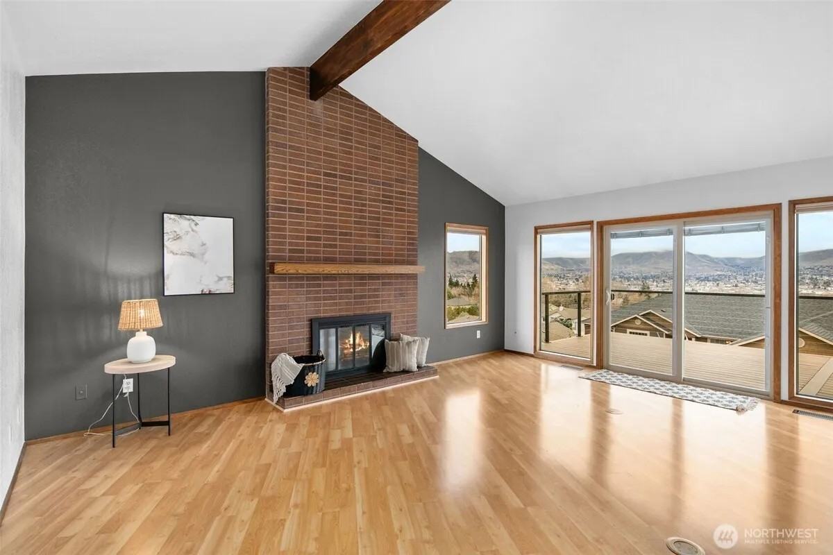 2016 Valley View Blvd #NA - Photo 7 of 15