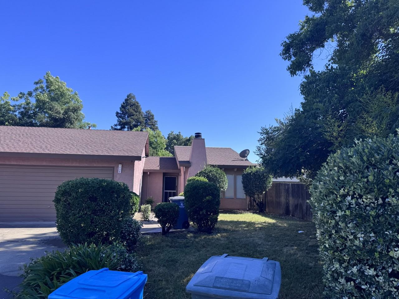 1138 Forestwood Dr #NA - Photo 3 of 19
