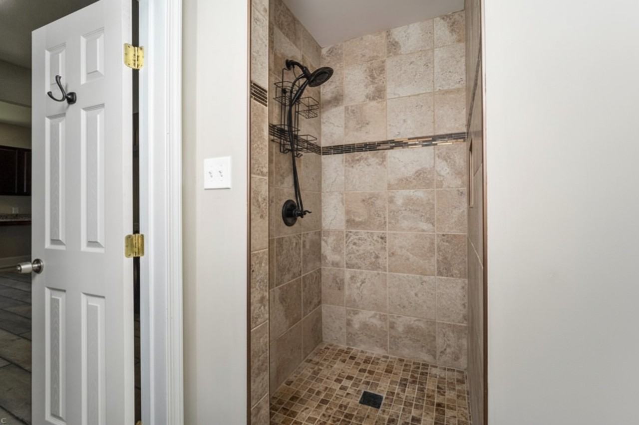 3027 Grandy Ave #NA - Photo 4 of 19