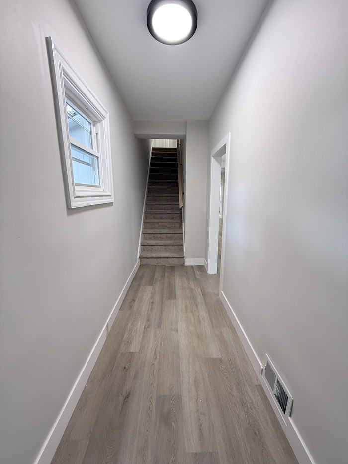 612 Spruce St - Photo 3 of 45