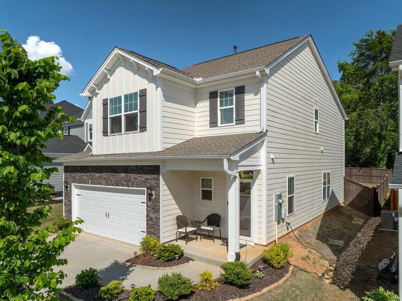 15 Tyrian Dr #NA - Photo 2 of 35