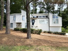 3941 Kensington Dr - Photo 1 of 1