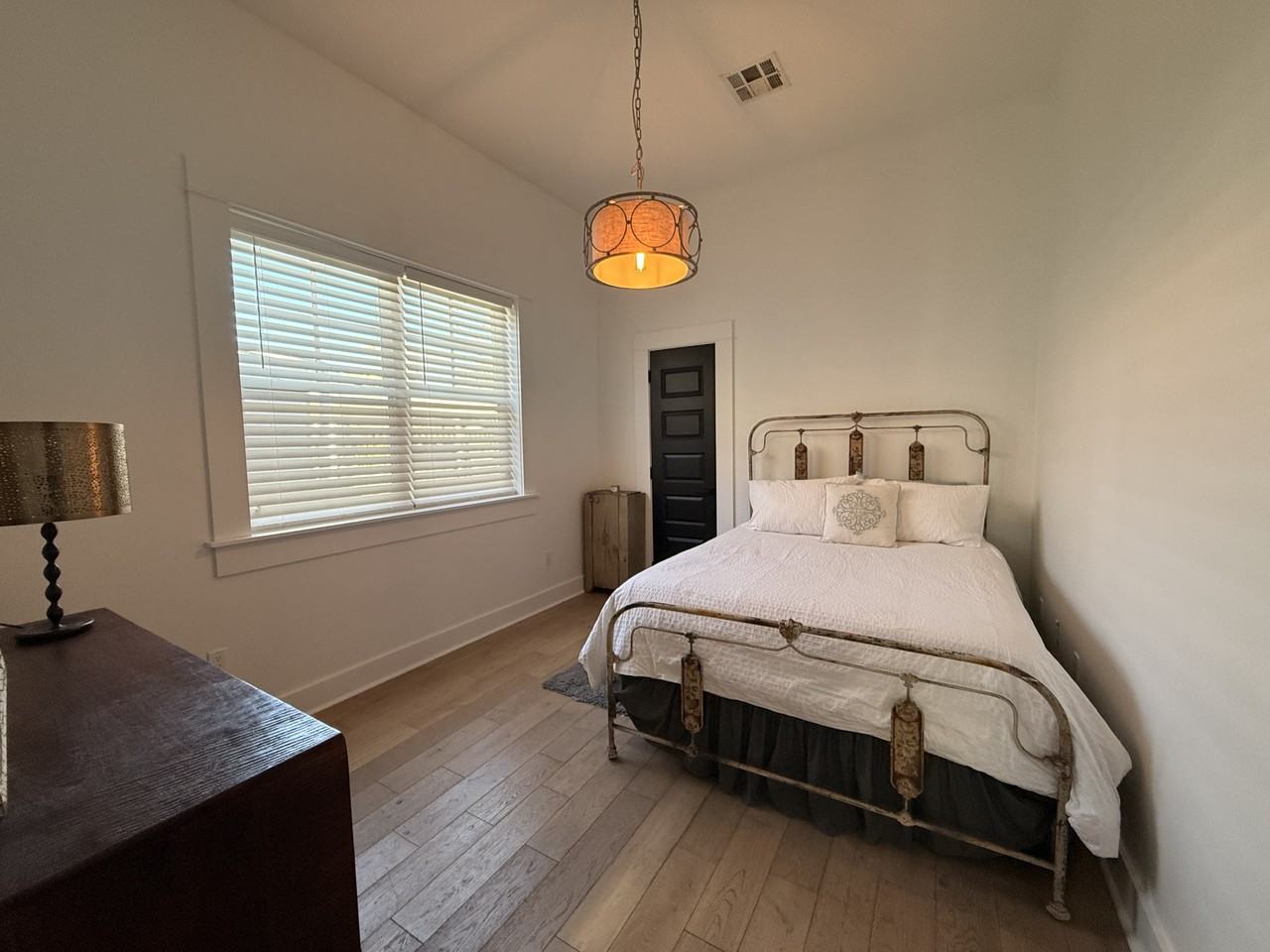 2105 Valence St #NA - Photo 6 of 13