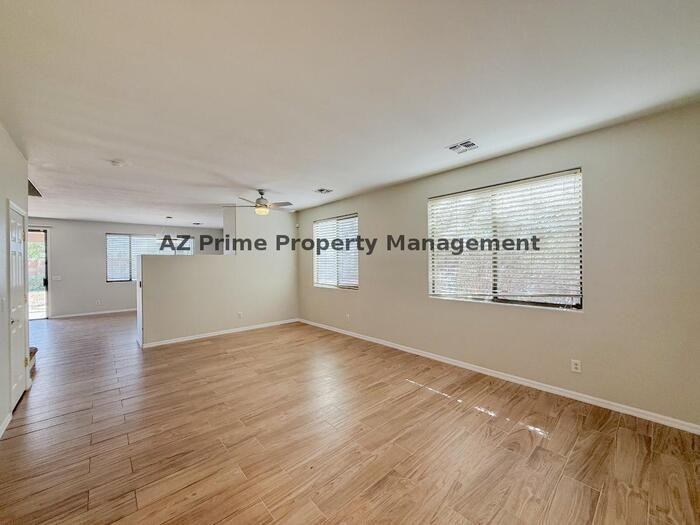 14385 W Verde Ln - Photo 4 of 37
