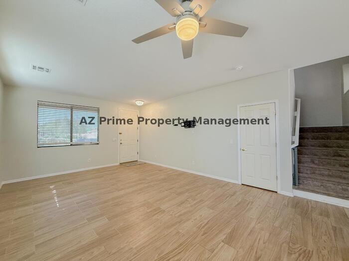 14385 W Verde Ln - Photo 5 of 37