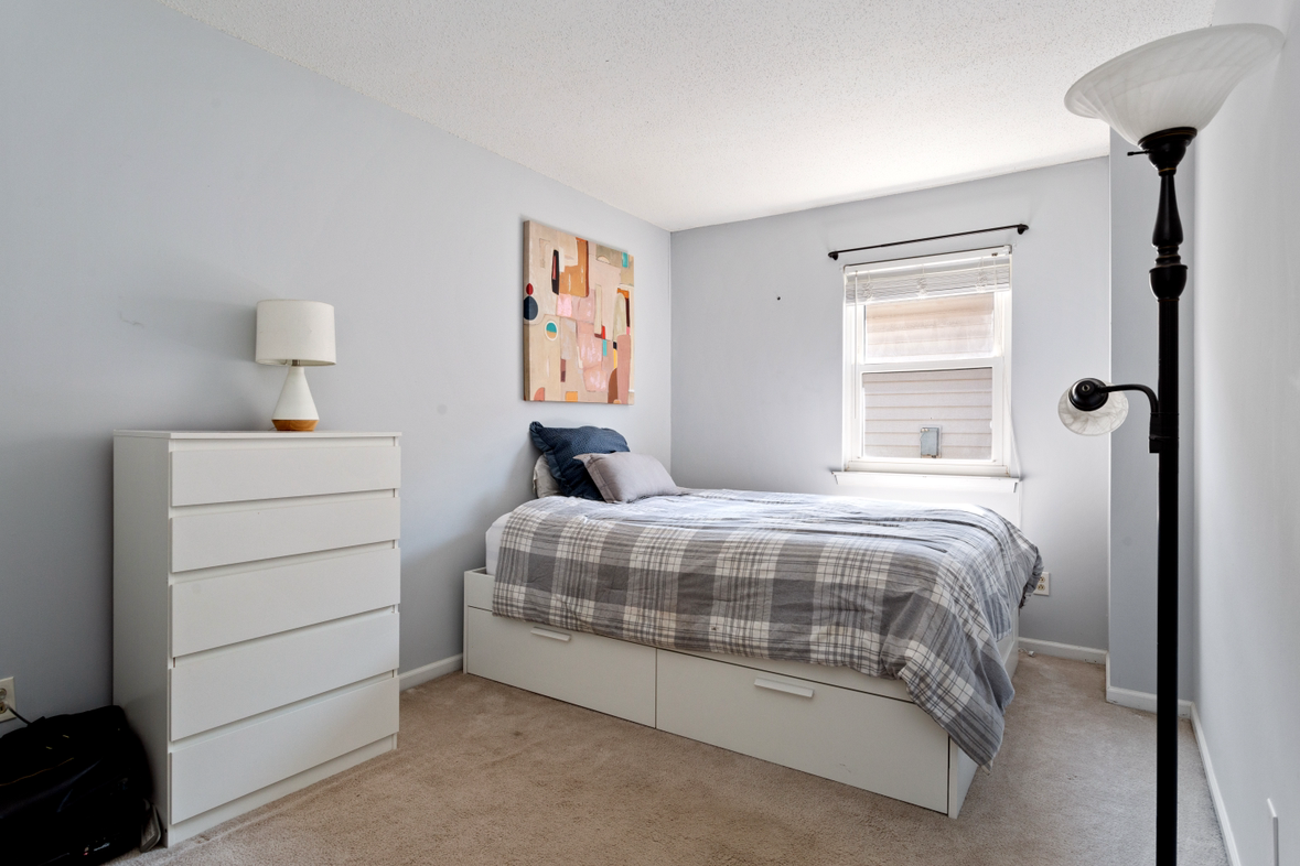 2305 Breakers Ct - Photo 6 of 6