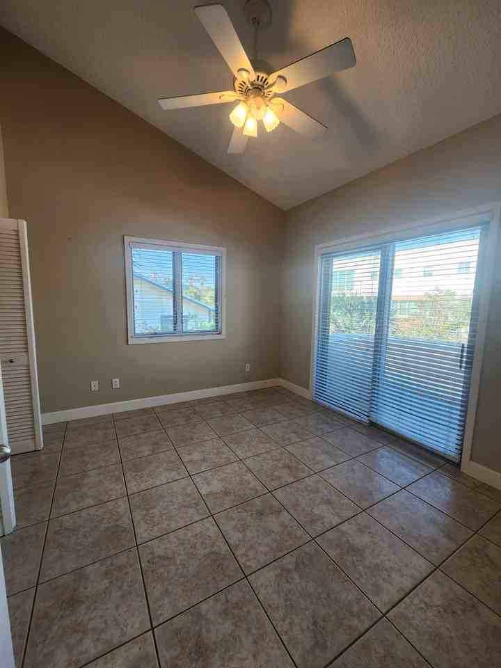 1881 Beach Ave #1881-1 - Photo 5 of 7