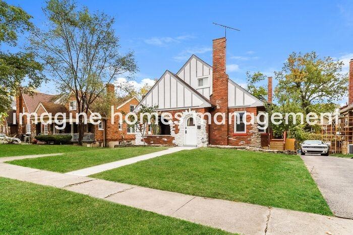 1735 Avonlea Ave - Photo 4 of 25