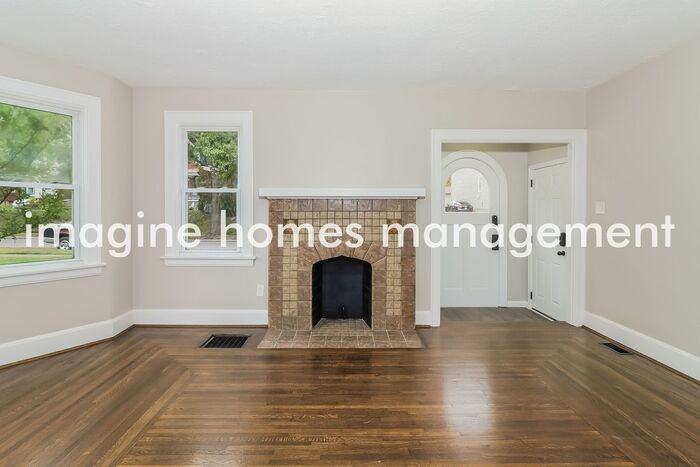 1735 Avonlea Ave - Photo 5 of 25