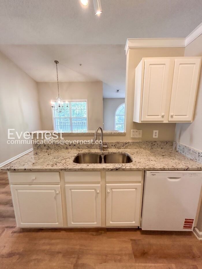 433 Scholastic Dr - Photo 4 of 26