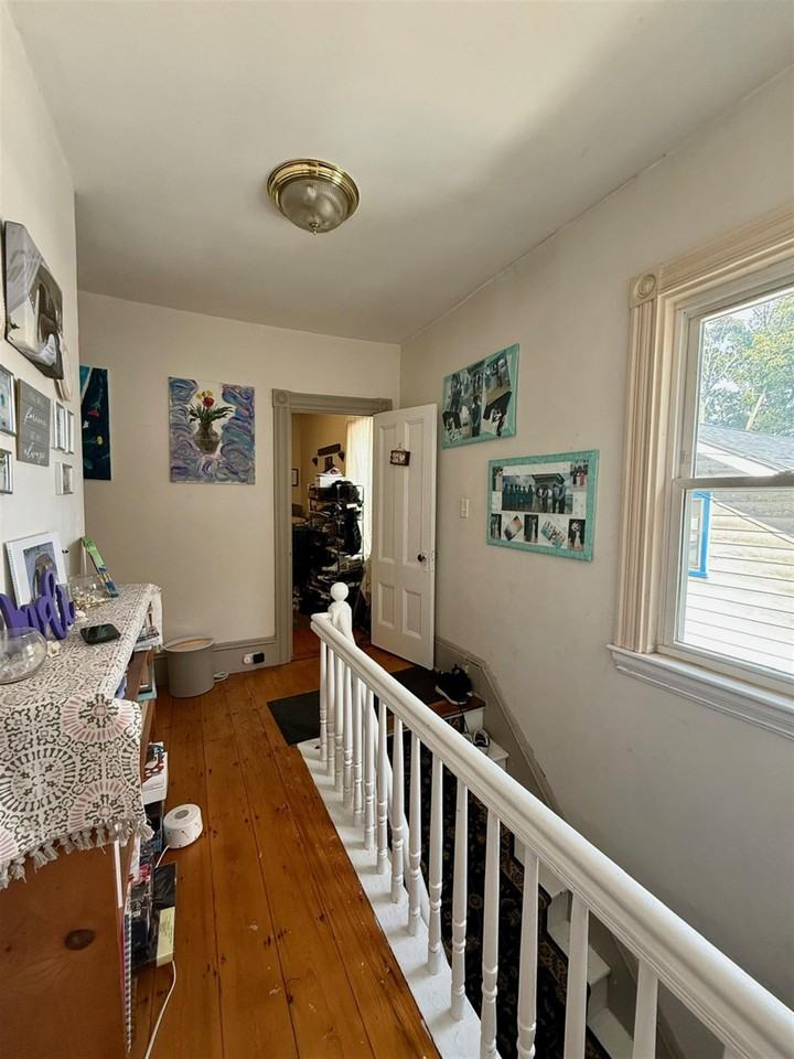 27 Hillsdale Rd #2 - Photo 5 of 13