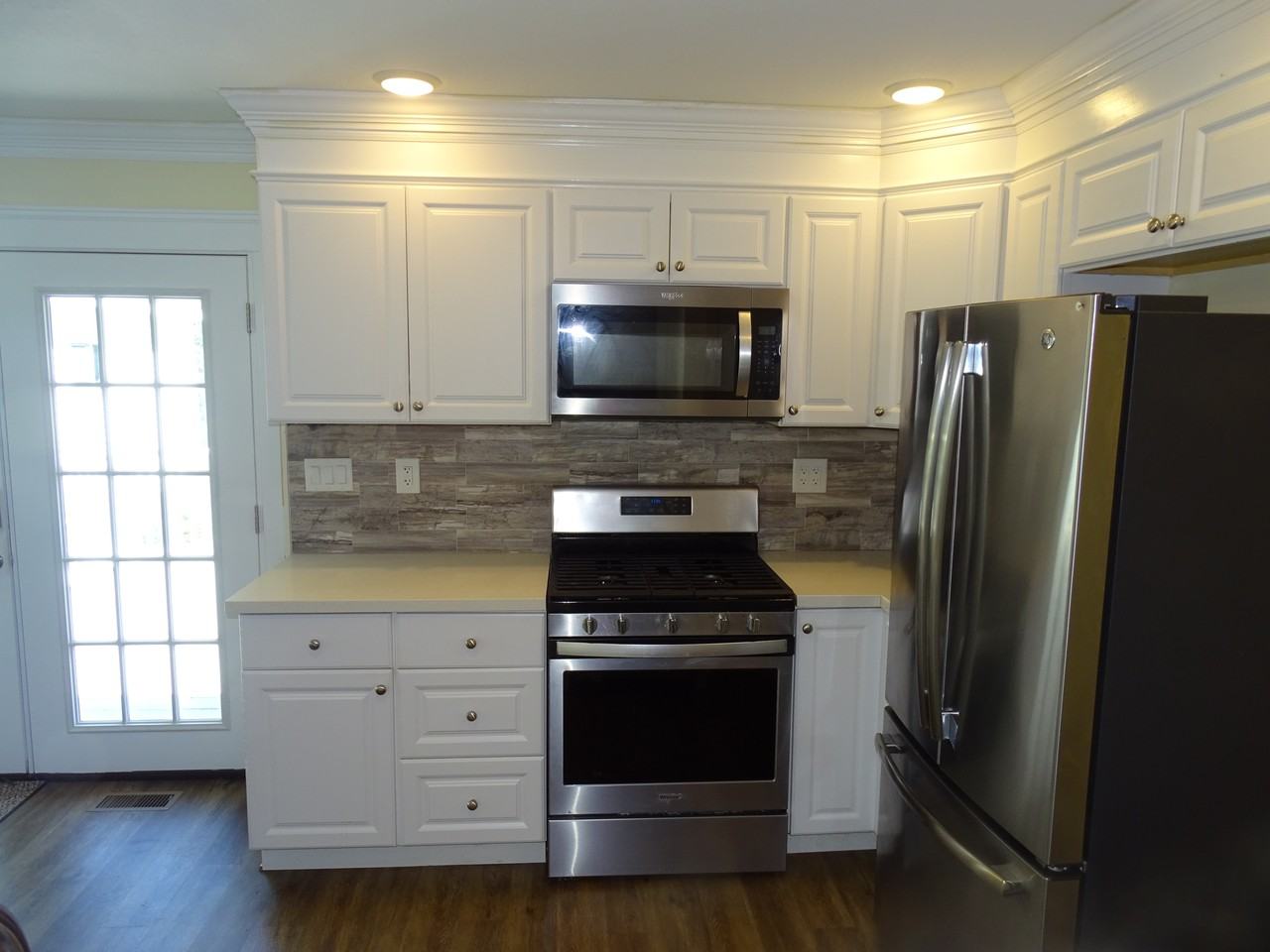 1114 W Maumee St #2 - Photo 4 of 18