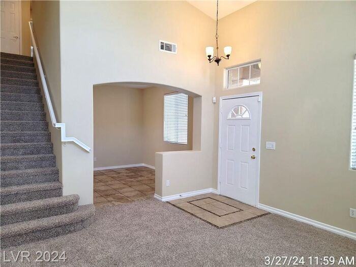 8465 Adams Valley St - Photo 6 of 35