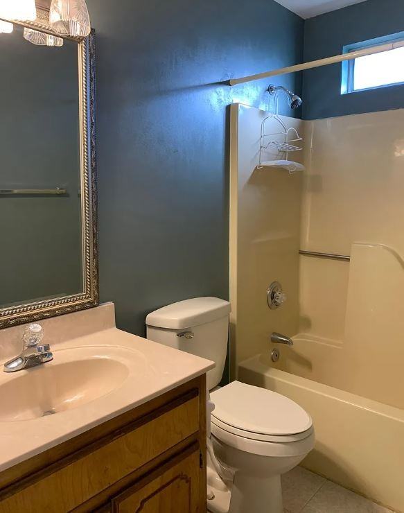1582 Meadowbrook Ct #NA - Photo 3 of 19