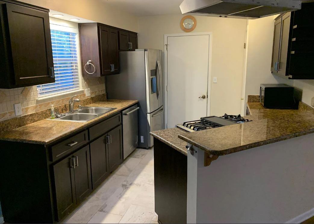 1582 Meadowbrook Ct #NA - Photo 4 of 19